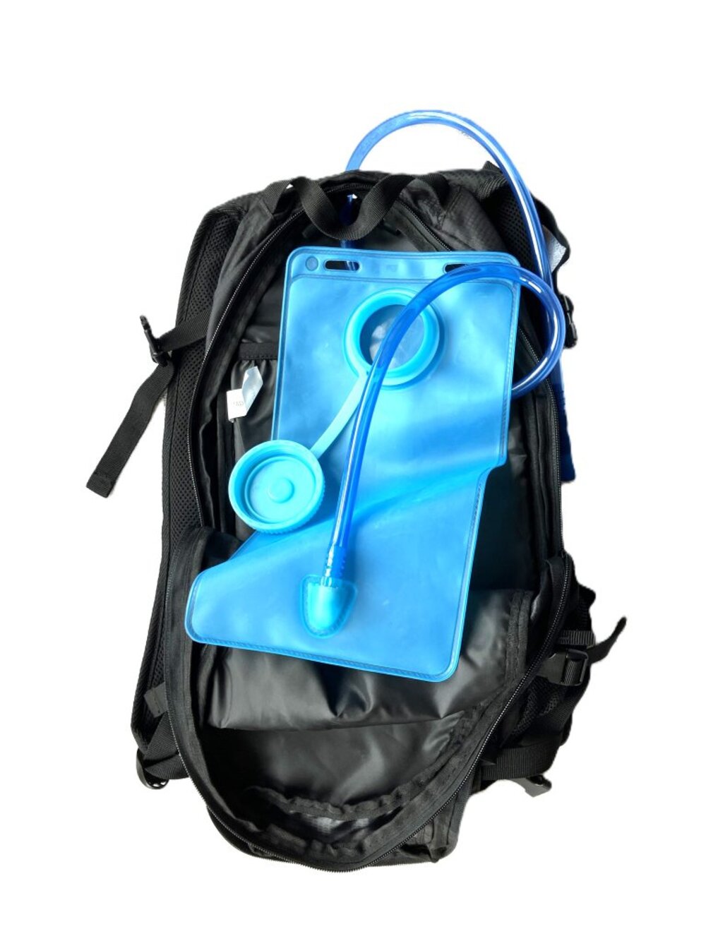 QUEST BLACK HYDRATION BACKPACK W/ WATER BLADDER INCLUDED 🎒💧